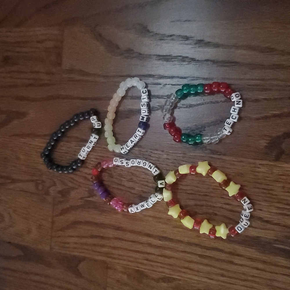 5 Kandi Bracelets